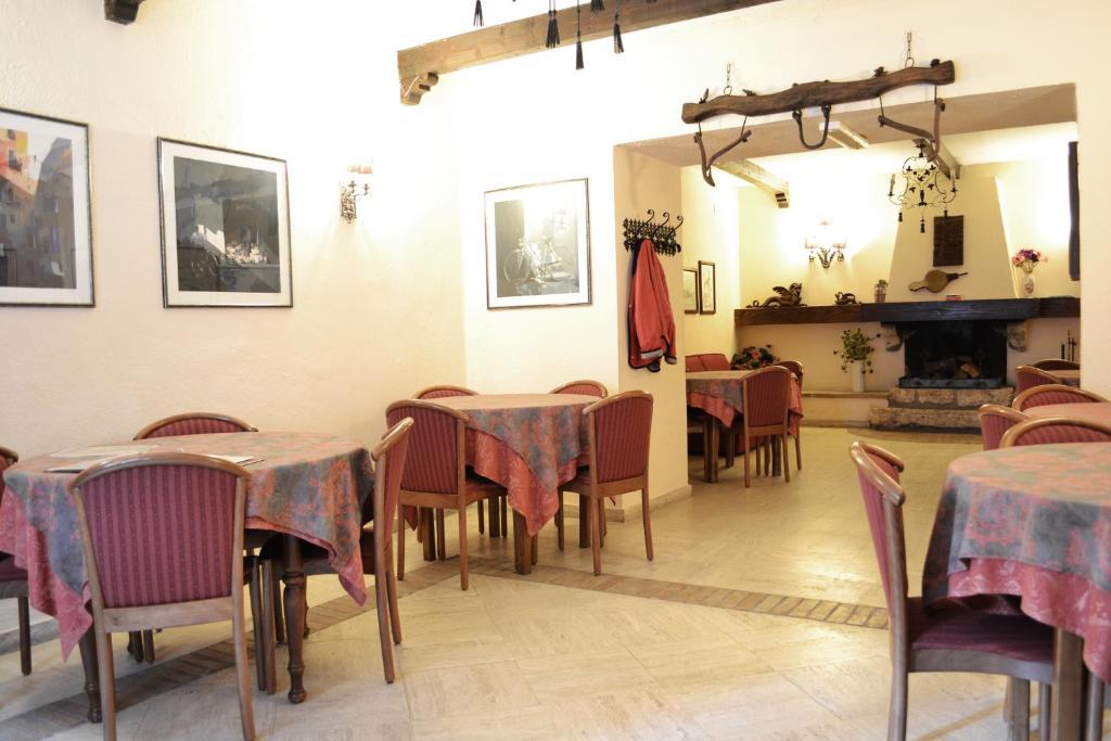 Hotel Alle Vecchie Arcate Pescasseroli Εξωτερικό φωτογραφία