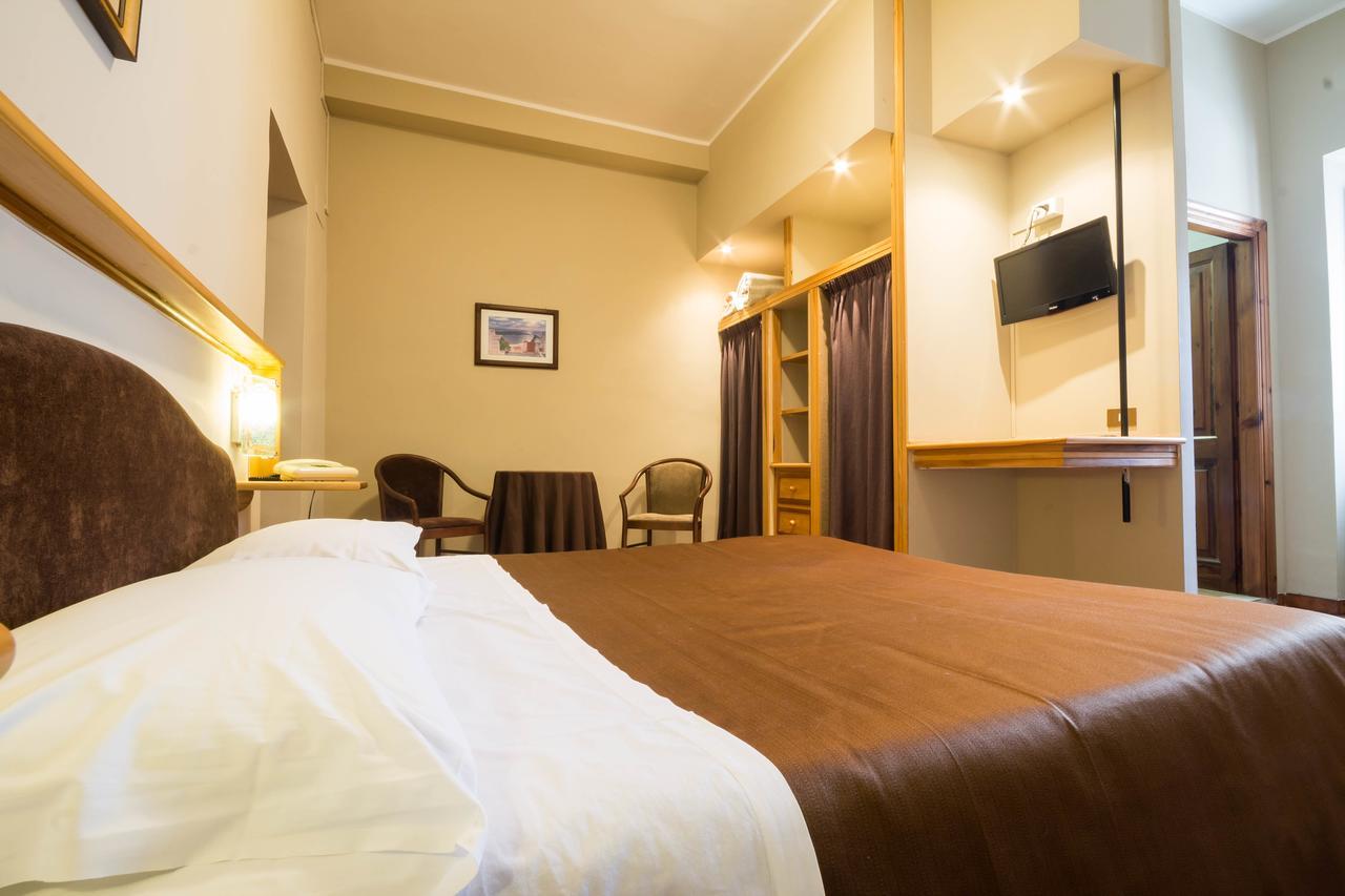 Hotel Alle Vecchie Arcate Pescasseroli Εξωτερικό φωτογραφία