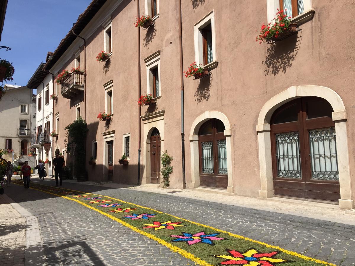 Hotel Alle Vecchie Arcate Pescasseroli Εξωτερικό φωτογραφία