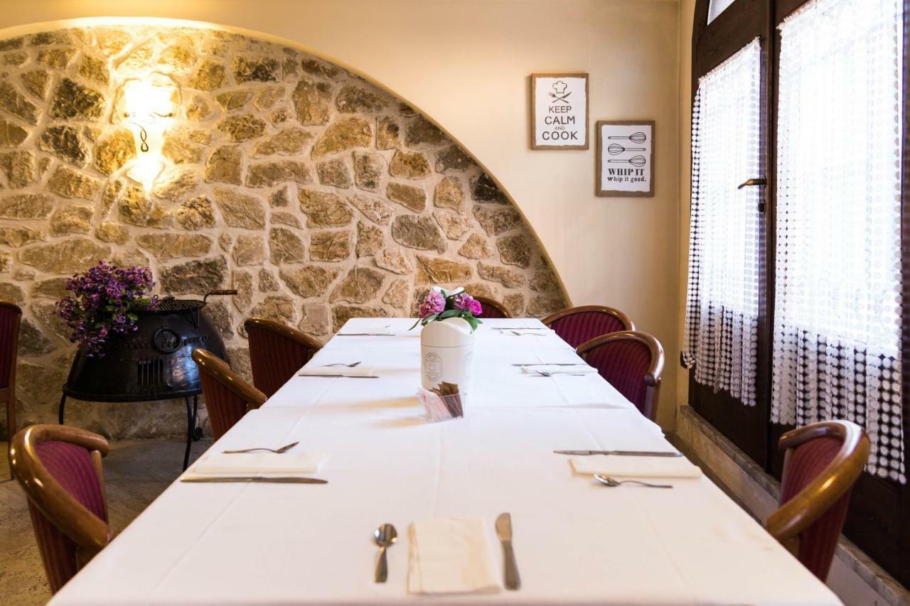 Hotel Alle Vecchie Arcate Pescasseroli Εξωτερικό φωτογραφία